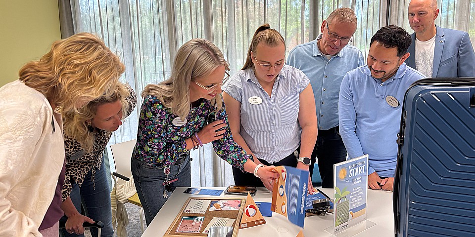 Sint Anna en BiblioPlus ondertekenen taalakkoord